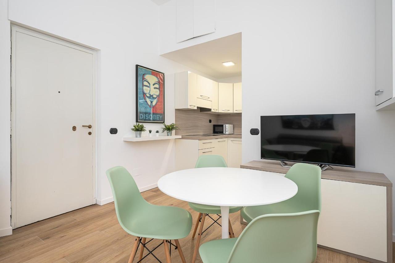 Ferienwohnung Perugino 16 Mailand Exterior foto
